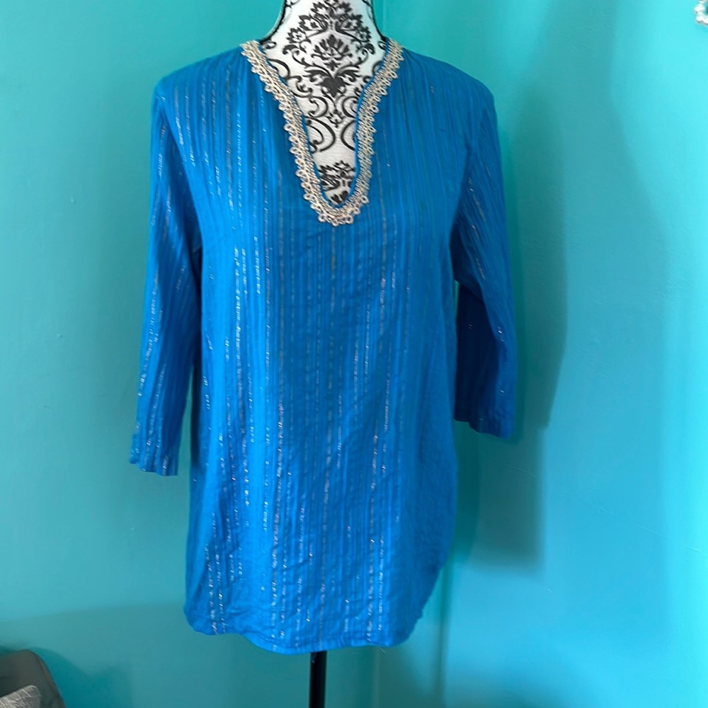 EUC Lilly Pulitzer Runic Blouse - Picture 1 of 7